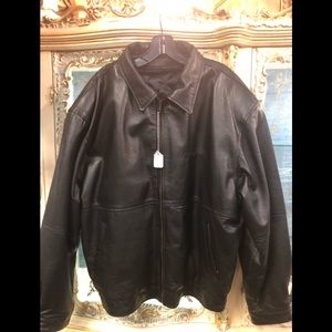 Vintage suzuki men’s all black leather jacket